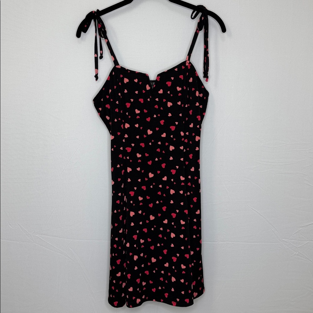 Lily Rose Juniors Black Dress with Pink Heart Design - Picture 1 of 7